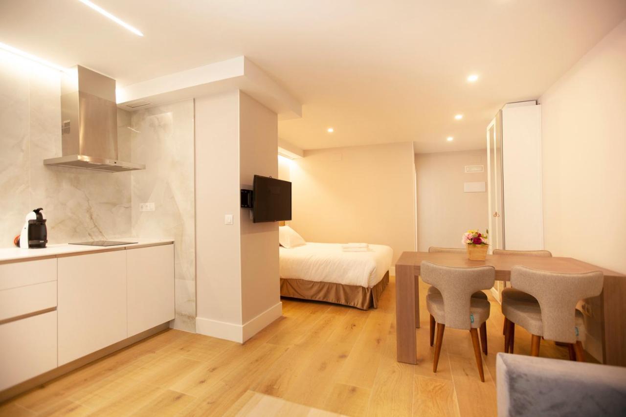 Apartamentos Reina Victoria Santander Exterior photo