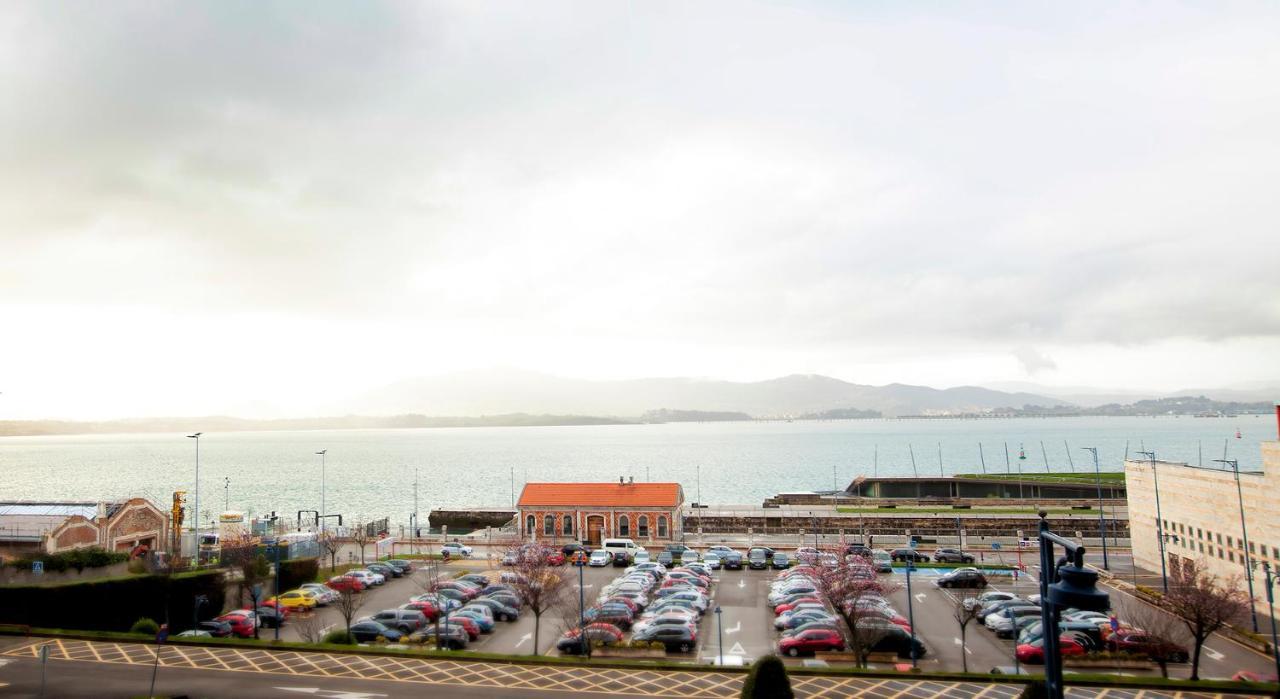 Apartamentos Reina Victoria Santander Exterior photo